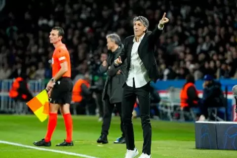 تقارير: الشباب السعودي قدّم عرضًا لمدرب ريال سوسيداد